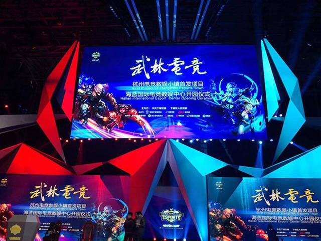 展望2019屏显市场 小间距LED显示屏有望迎来全面爆发